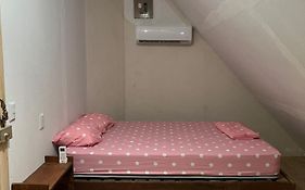 Hostel Tuanis Surf Camp